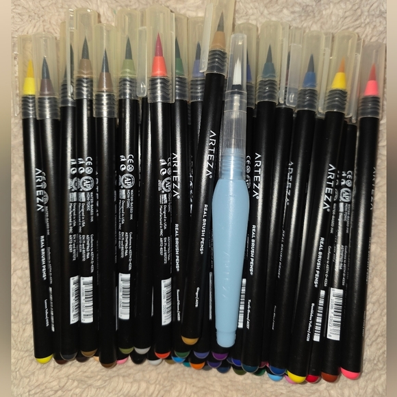 Arteza Real Brush Pens Set of 43 (CRA7) - Picture 3 of 6